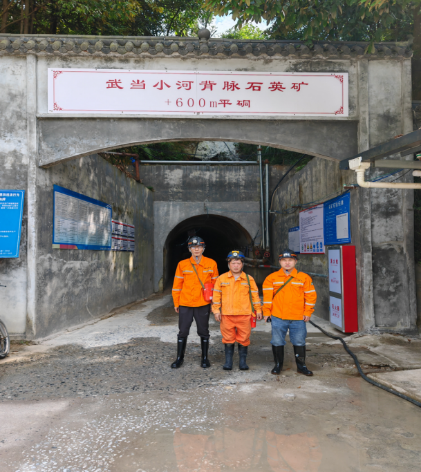 1760326218359661.png ed3e7bd7-8573-49be-ae9b-1b583c78922c.png